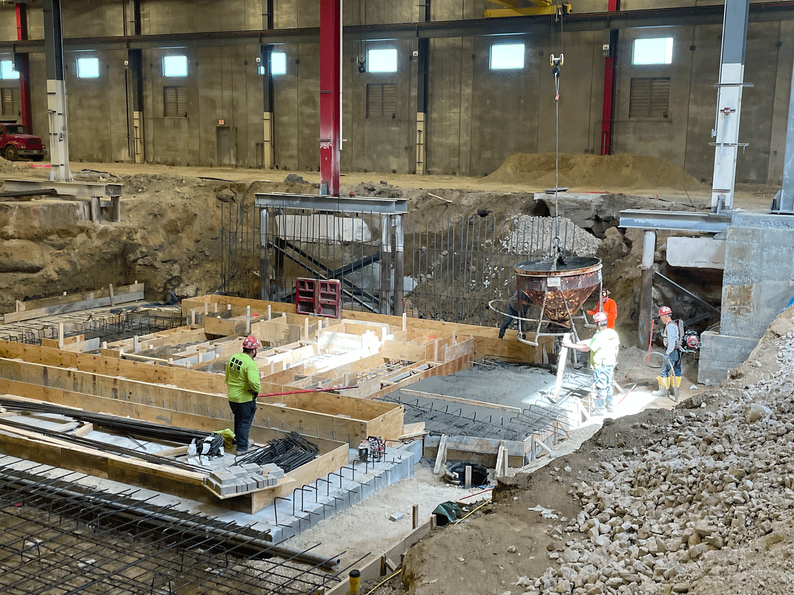 5 Heavy Industrial Concrete Foundation Challenges